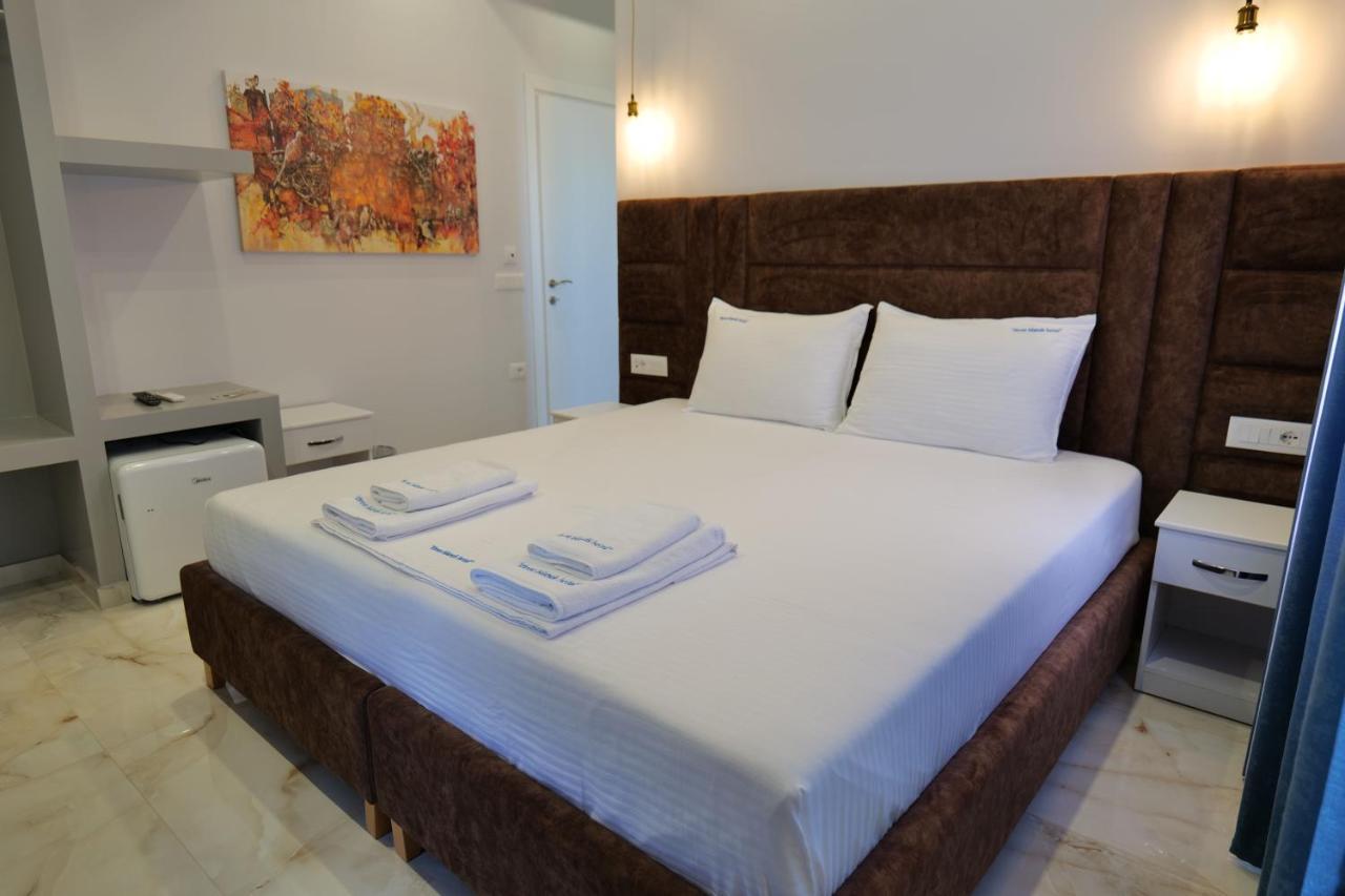 3 Islands 2 Hotel Ксамил Екстериор снимка