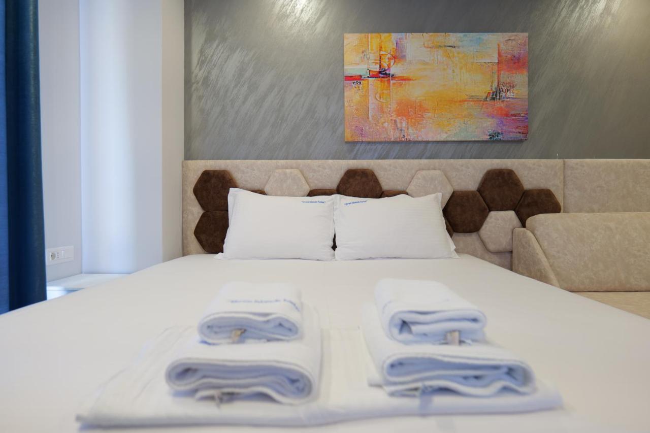 3 Islands 2 Hotel Ксамил Екстериор снимка
