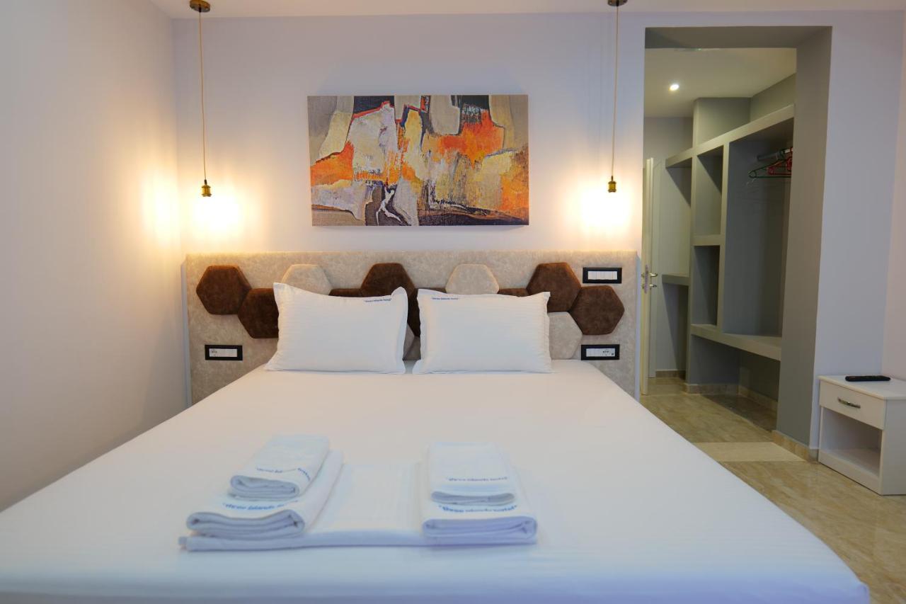 3 Islands 2 Hotel Ксамил Екстериор снимка